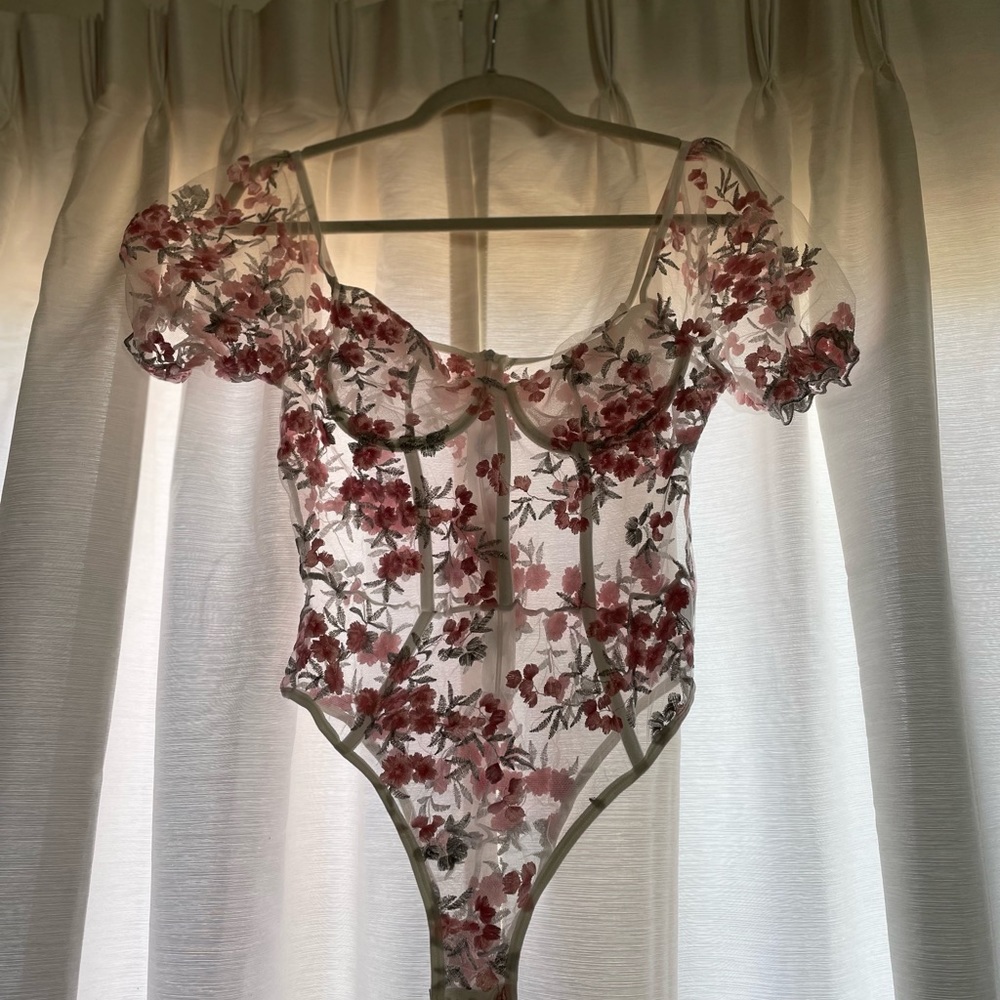 Lingerie body suit